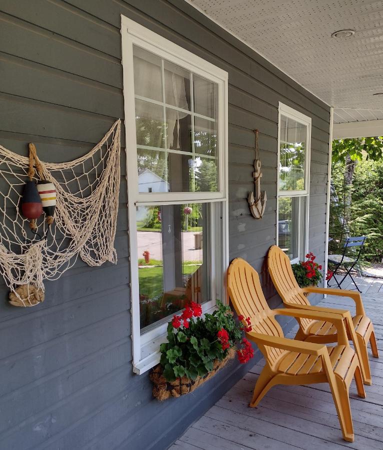 La Petite Hermine B&B Stoneham Exterior foto